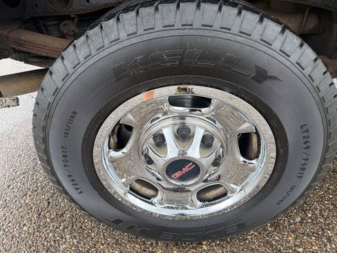 Used 2011 GMC Sierra 2500 W/T AWD/4WD image 17