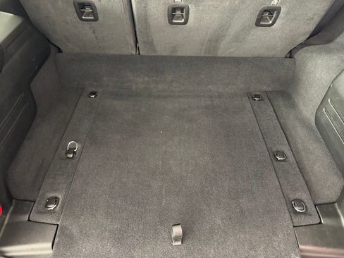 Used 2025 Jeep Wrangler Unlimited Sahara w/ Safety Group image 25