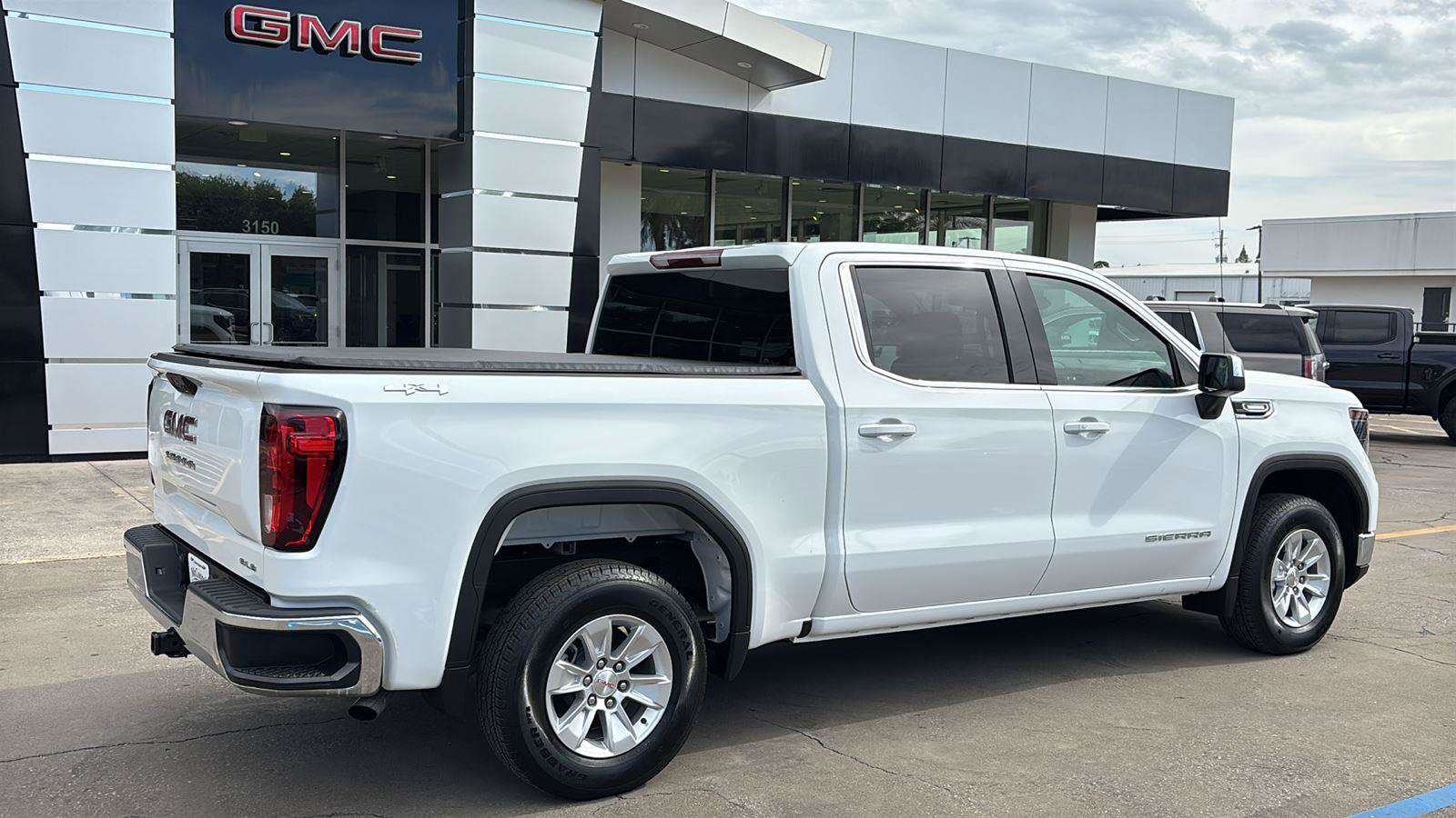 Certified 2025 GMC Sierra 1500 SLE AWD/4WD image 8
