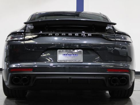 Used 2023 Porsche Panamera Platinum Edition image 15