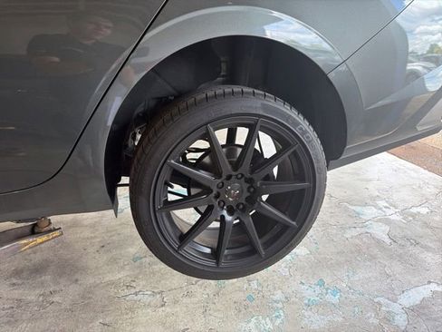 Used 2024 Hyundai Elantra SEL FWD image 3