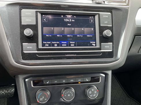 Used 2022 Volkswagen Tiguan S AWD/4WD image 12