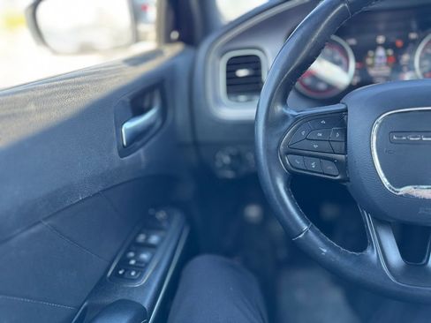 Used 2023 Dodge Charger SXT image 7