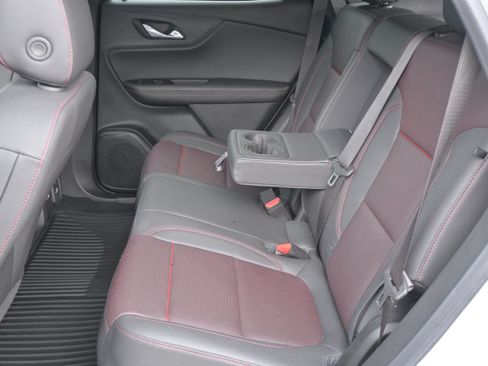 Used 2023 Chevrolet Blazer RS w/ Enhanced Convenience Package FWD image 31