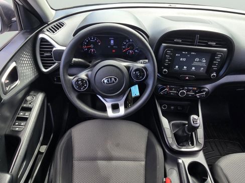 Used 2021 Kia Soul LX image 34