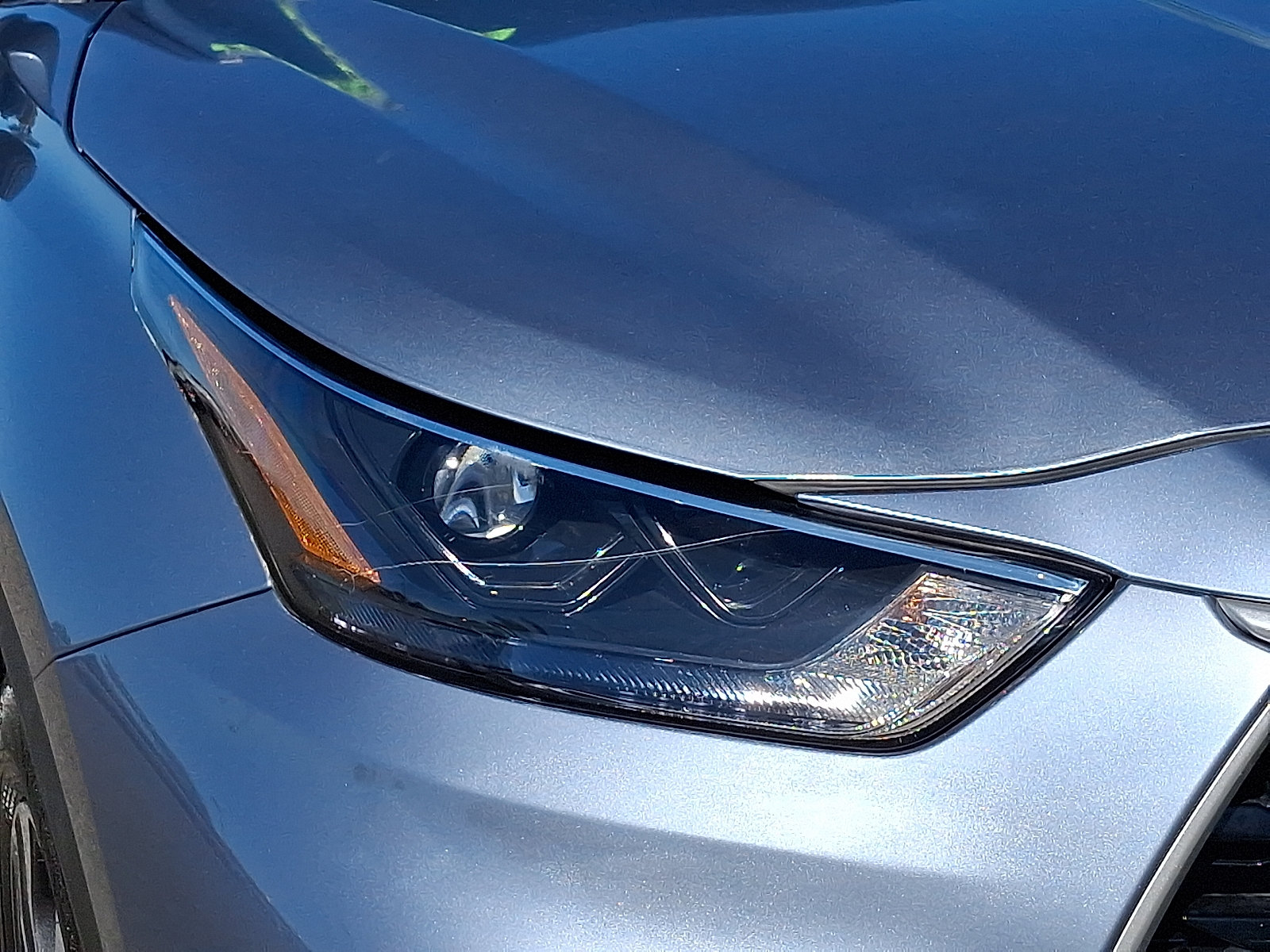 Used 2023 Toyota Highlander XLE AWD/4WD image 10