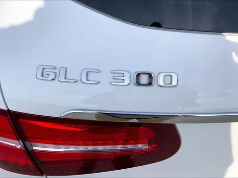 Used 2019 Mercedes-Benz GLC 300 image 10