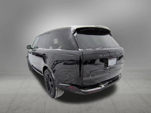 New 2026 Land Rover Range Rover Long Wheelbase SE image 4
