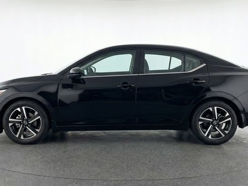 Used 2025 Nissan Sentra SV FWD image 5