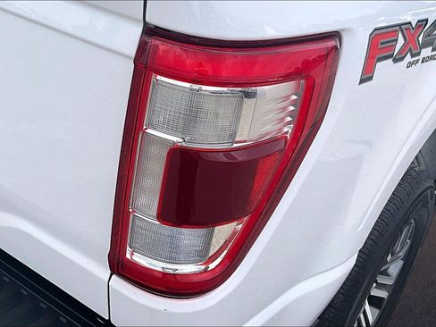 Used 2021 Ford F150 Lariat w/ FX4 Off-Road Package AWD/4WD image 31