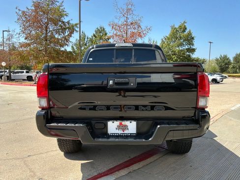 Used 2021 Toyota Tacoma SR w/ SR Convenience Package RWD image 7