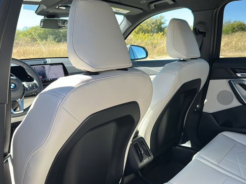 New 2026 BMW X1 xDrive28i w/ Technology Package image 14