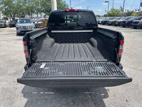 Certified 2024 Nissan Frontier SV w/ Hardbody Edition AWD/4WD image 7