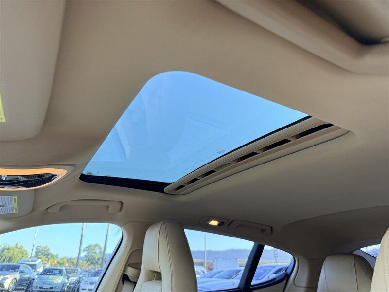 Used 2013 Porsche Panamera S RWD image 20