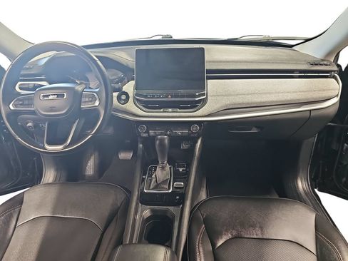 Used 2022 Jeep Compass Latitude w/ Sun and Sound Group AWD/4WD image 9