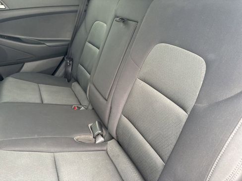 Used 2018 Hyundai Tucson SE w/ Cargo Package FWD image 28