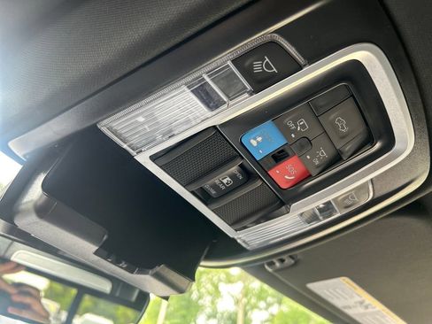 Used 2025 RAM 1500 Big Horn AWD/4WD image 29