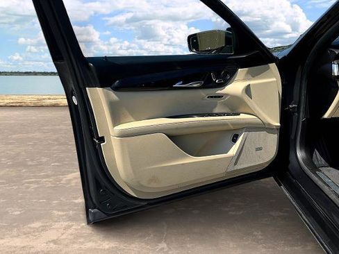 Used 2019 Cadillac CT6 Luxury w/ Driver Awareness Package image 20