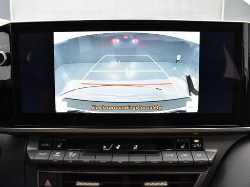 Used 2025 Toyota Camry XSE image 29