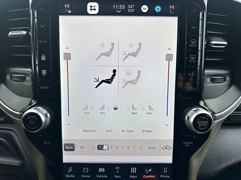 Used 2024 RAM 2500 Laramie image 19