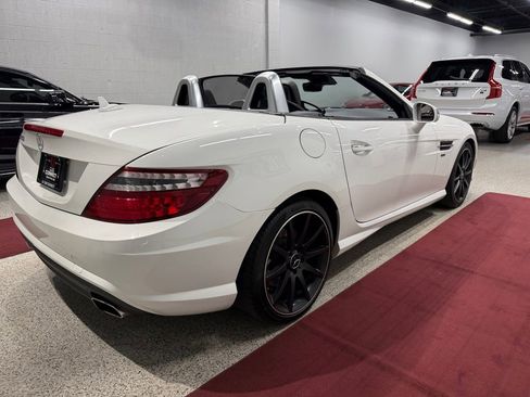 Used 2014 Mercedes-Benz SLK 250 image 11