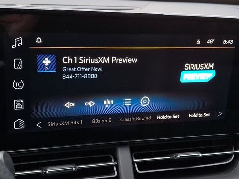 Used 2025 Chevrolet Trax RS image 14