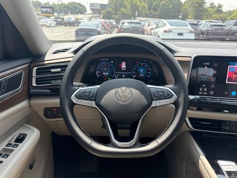 Used 2026 Volkswagen Atlas SE AWD/4WD image 10