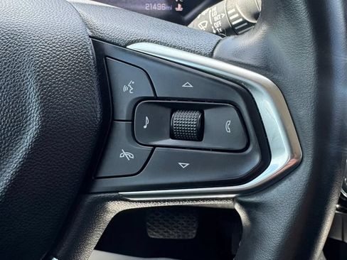 Used 2025 Chevrolet Trax ACTIV w/ Driver Confidence Package FWD image 46