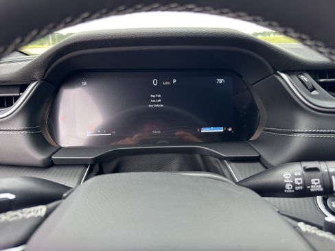 New 2025 Jeep Grand Cherokee L Altitude image 21