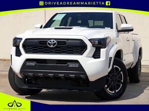 Used 2024 Toyota Tacoma TRD Sport w/ TRD Sport Upgrade Package RWD image 1