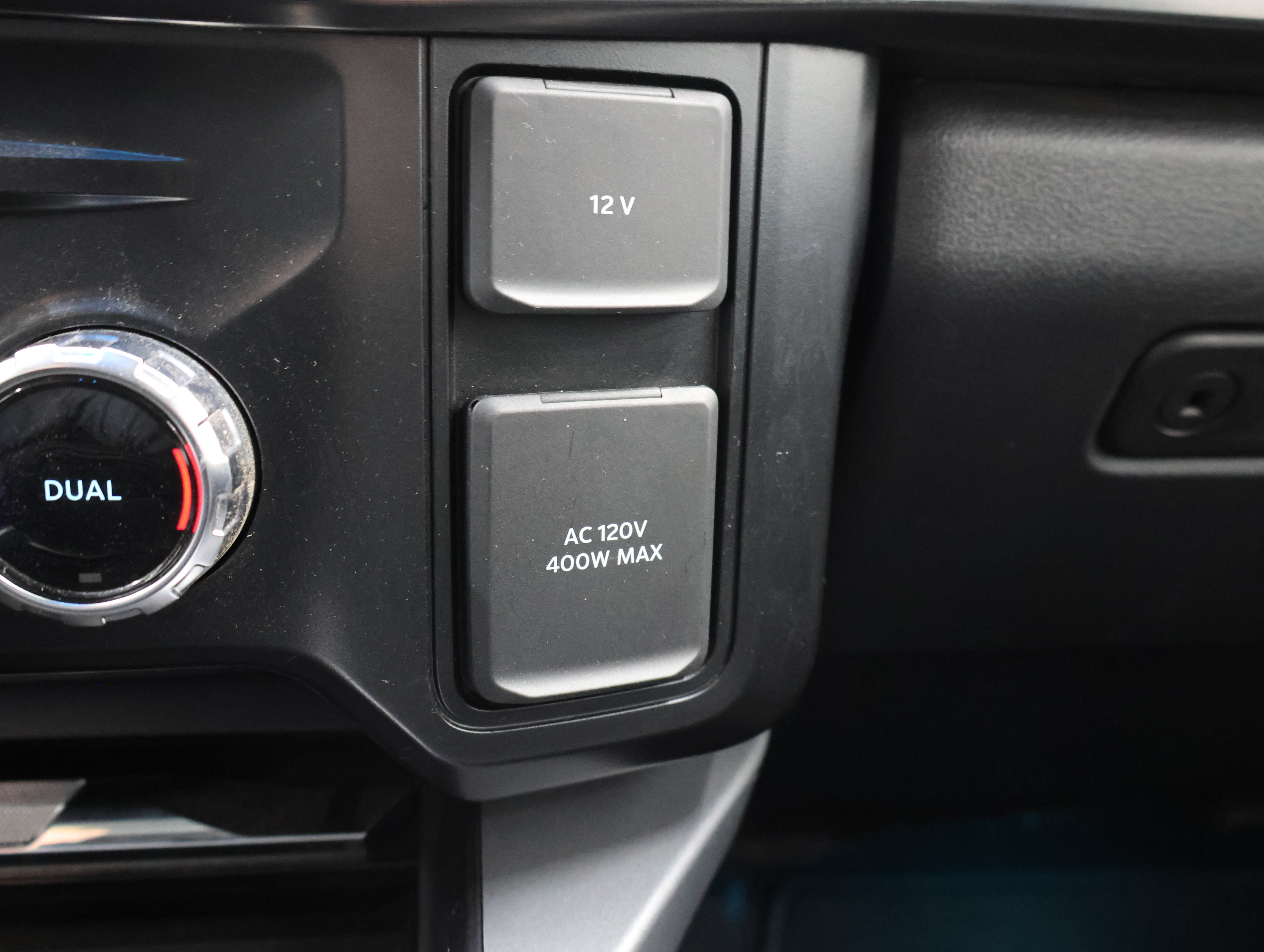 Used 2025 Ford F350 Lariat w/ Chrome Package AWD/4WD image 47