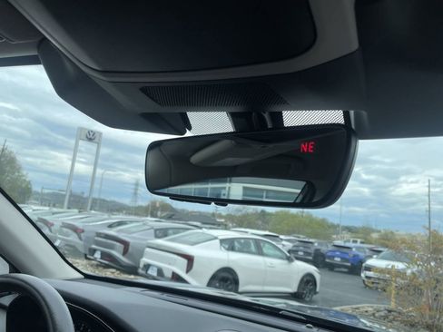 Used 2025 Subaru Outback Premium image 27