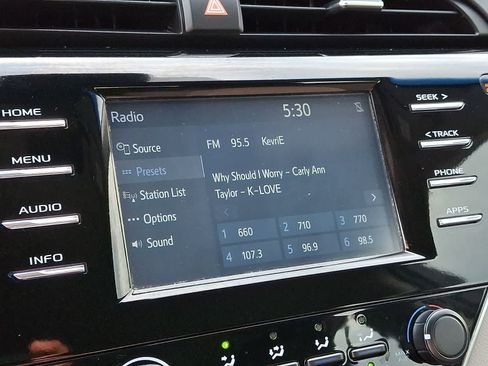 Certified 2018 Toyota Camry LE FWD image 19