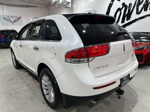 Used 2015 Lincoln MKX AWD w/ Equipment Group 102A image 3