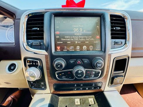 Used 2017 RAM 1500 Laramie w/ Convenience Group image 32