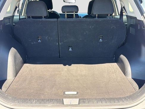 Used 2024 Kia Sportage LX image 12