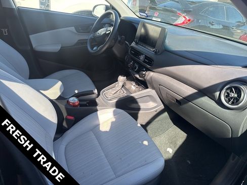 Used 2023 Hyundai Kona SEL image 7