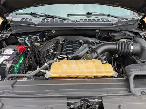 Used 2018 Ford F150 Lariat w/ Equipment Group 502A Luxury AWD/4WD image 43