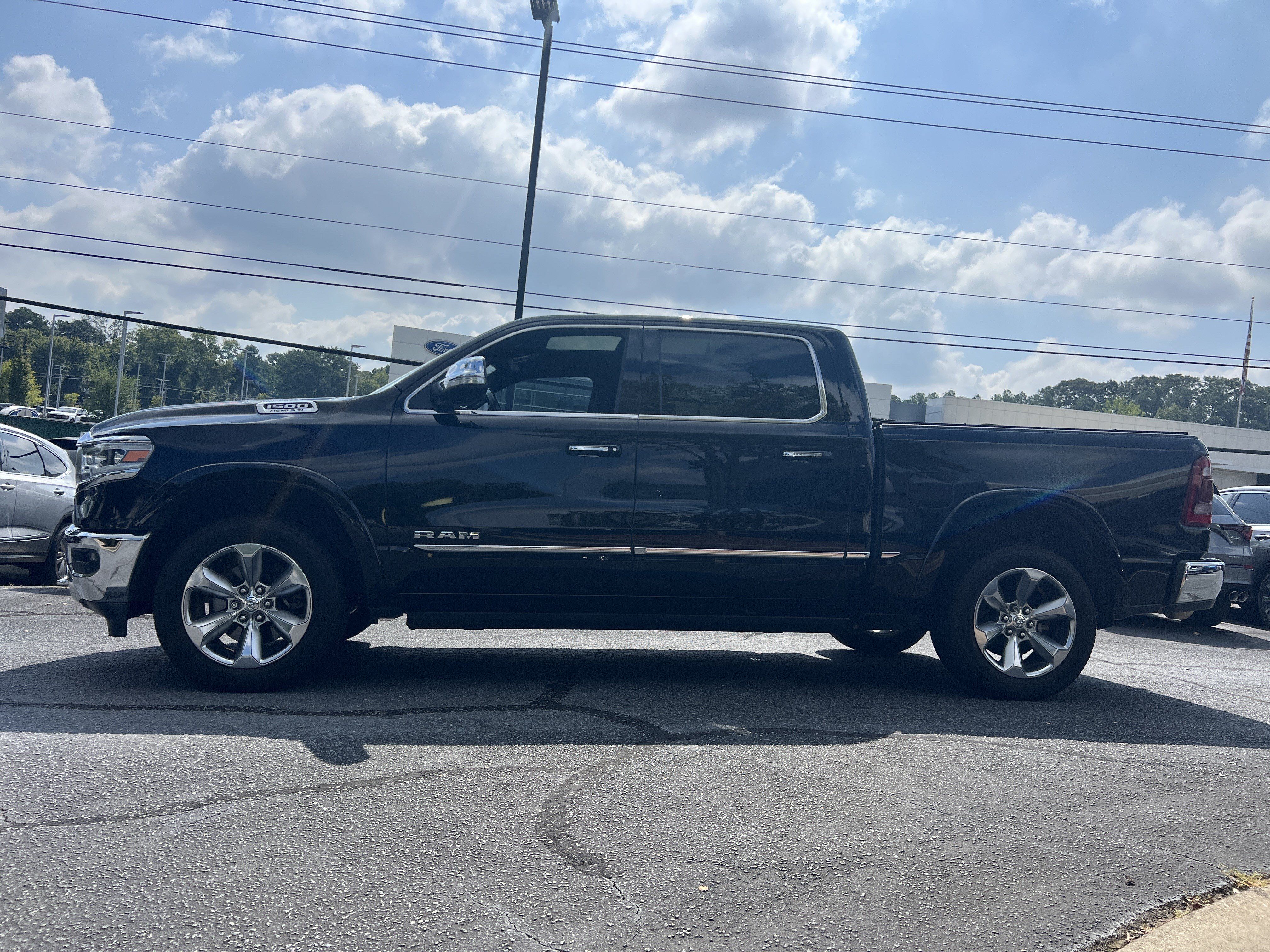 Used 2020 RAM 1500 Limited AWD/4WD image 2