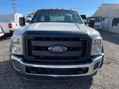 Used 2014 Ford F450 XL w/ Power Equipment Group RWD image 3