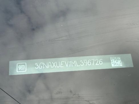 Used 2021 Chevrolet Equinox LT image 30