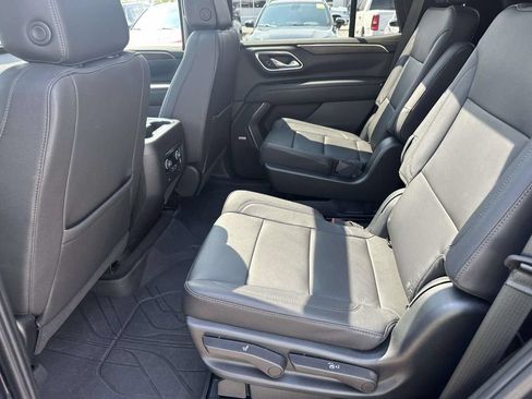 Used 2023 Chevrolet Tahoe LT w/ LT Signature Package AWD/4WD image 13