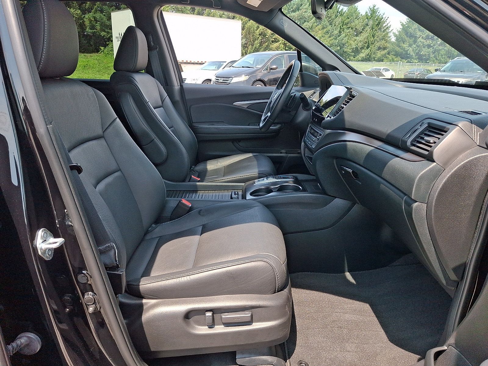 Used 2023 Honda Passport EX-L image 30
