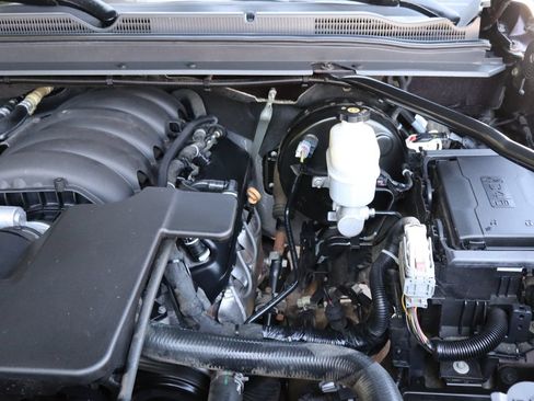 Used 2020 Chevrolet Suburban Premier AWD/4WD image 42