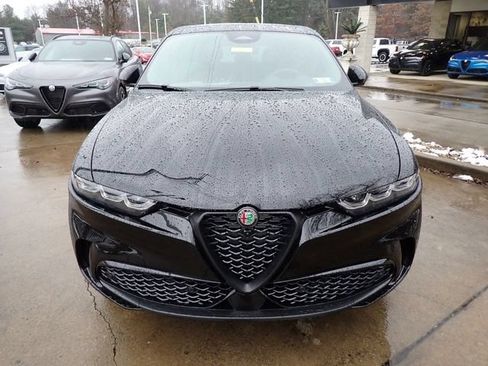 New 2025 Alfa Romeo Tonale AWD/4WD image 10