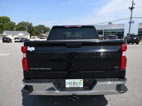 Used 2026 Chevrolet Silverado 1500 LT AWD/4WD image 9
