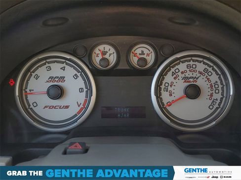 Used 2009 Ford Focus SE image 11
