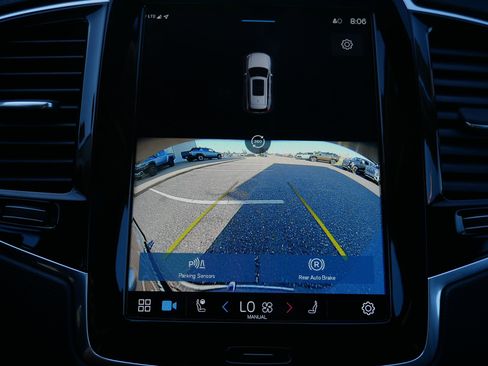 Used 2023 Volvo XC90 B5 Plus image 20