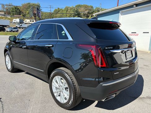 Used 2023 Cadillac XT5 Luxury image 3