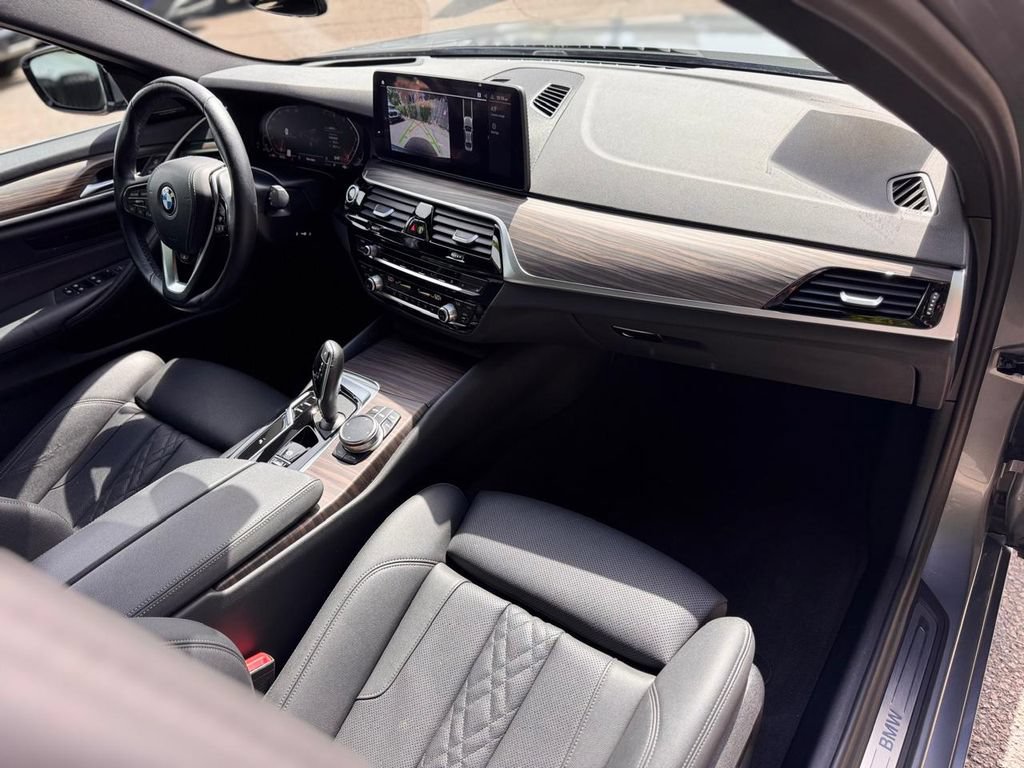 Used 2023 BMW 530i xDrive w/ Premium Package AWD/4WD image 28